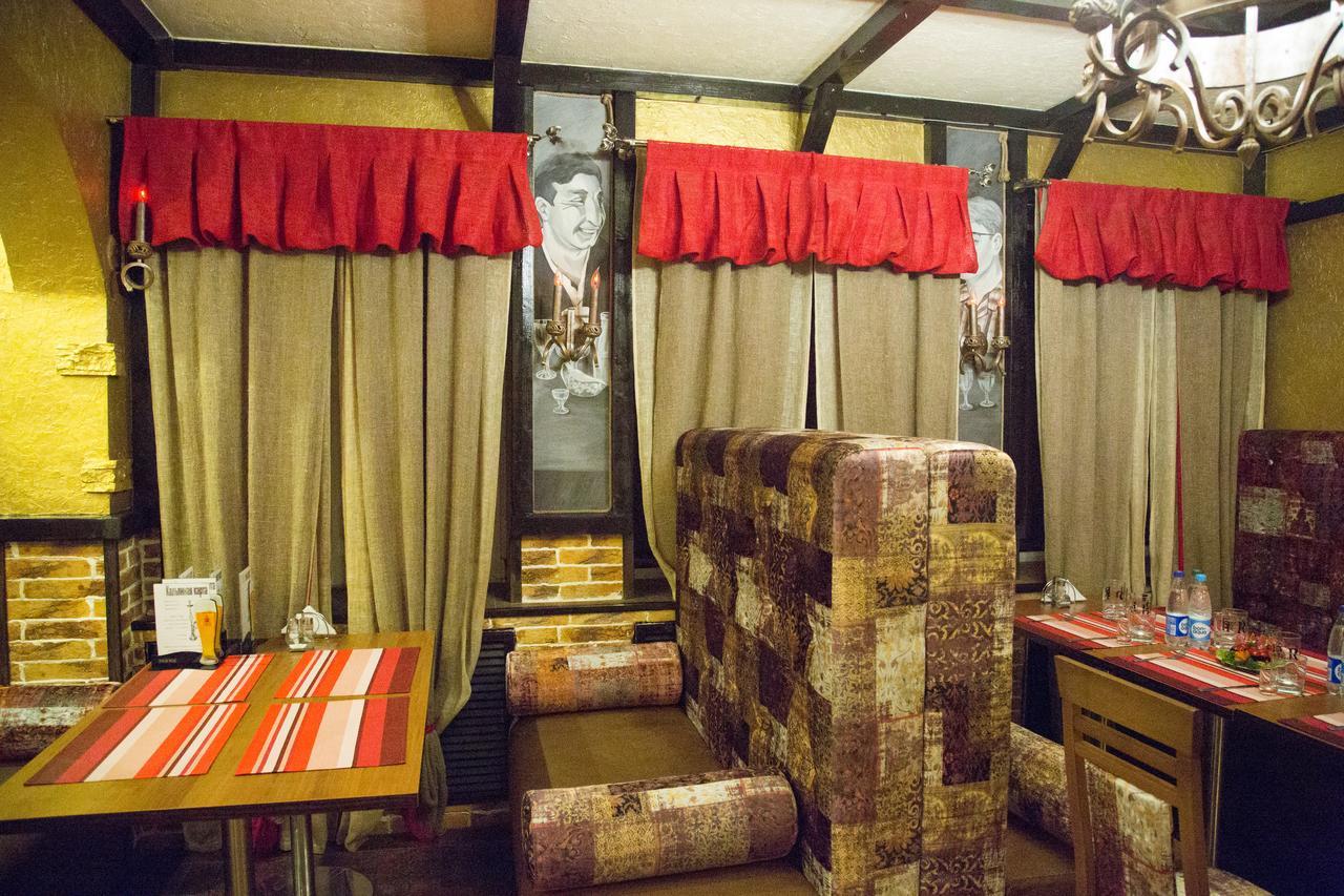 Krts Korona Hotel Sudilovichi Eksteriør billede